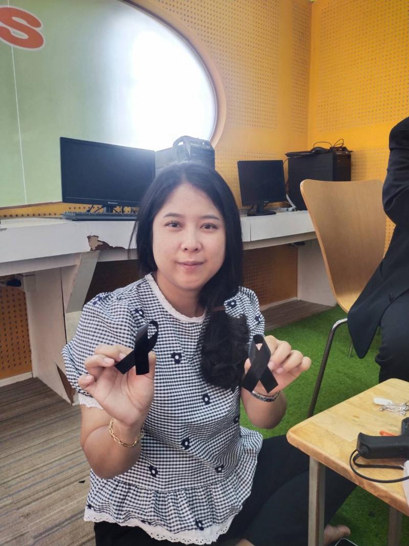 7. กิจกรรมสอนทำริบบิ้นไว้อาลัย