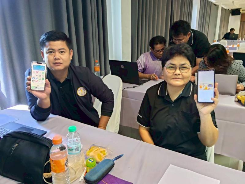 4. โครงการฝึกอบรมเชิงปฏิบัติการจัดทำสื่อนวัตกรรม AI เพื่อสนองการเรียนรู้ในโลกยุคดิจิทัล 