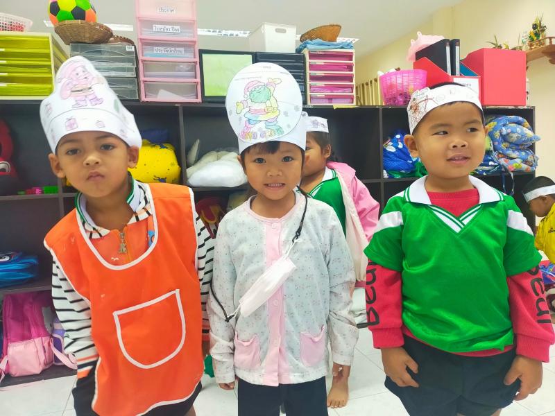 4. กิจกรรมส่งเสริมการอ่านเยาวชนก่อนวัยเรียน​ 0-6 ปี