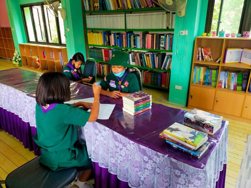 4. กิจกรรมส่งเสริมการอ่านภายในห้องสมุดประชาชนอำเภอบึงสามัคคี