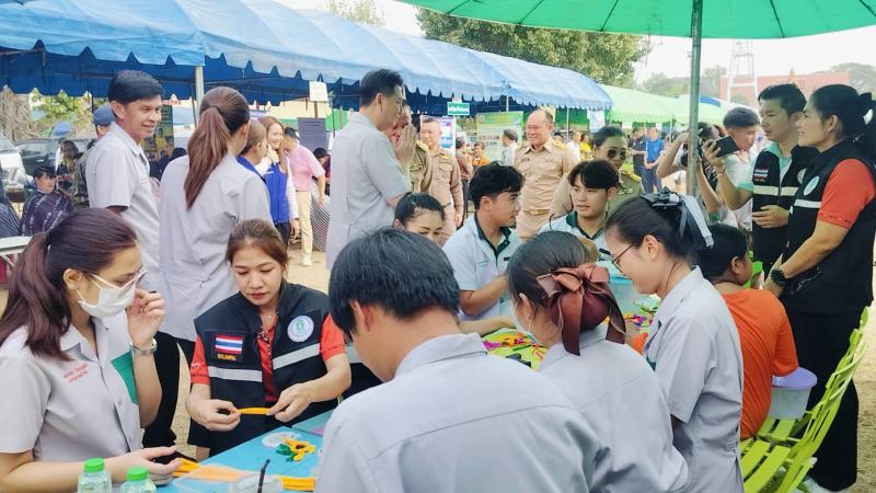 2. ส่งเสริมการอ่าน ห้องสมุดเคลื่อนที่