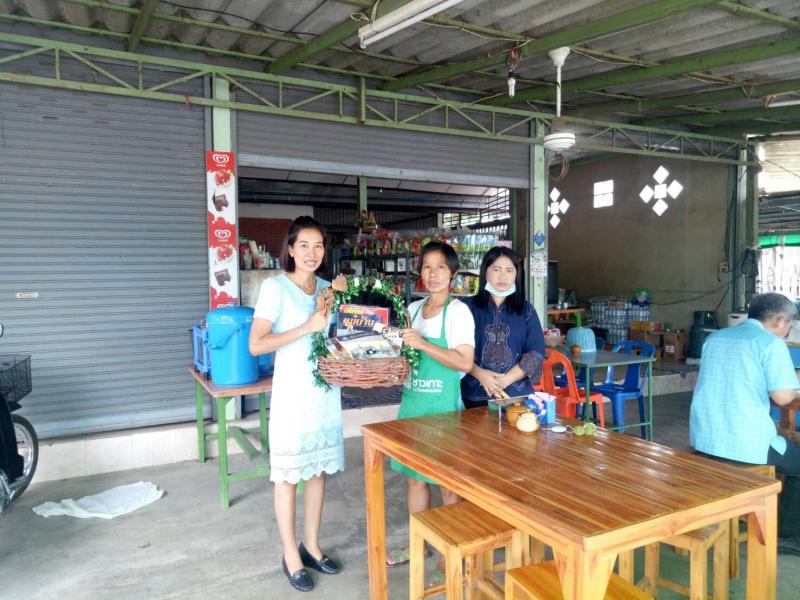 1. ห้องสมุดประชาชนอำเภอคลองขลุง หมุนเวียนสื่่อไปบ้านหนังสือชุมชน