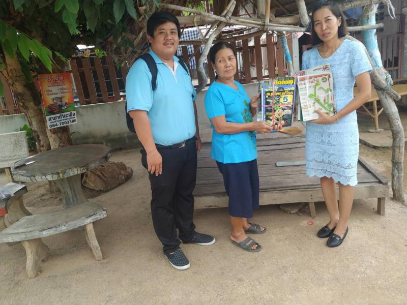 2. ห้องสมุดประชาชนอำเภอคลองขลุง หมุนเวียนสื่่อไปบ้านหนังสือชุมชน