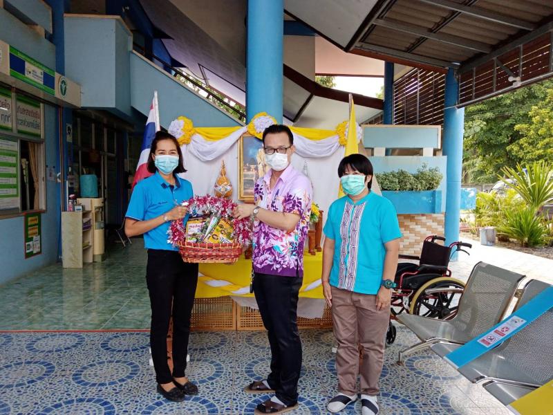 2. กิจกรรมส่งเสริมการอ่าน หมุนเวียนสื่อบ้านหนังสือชุมชน ตำบลแม่ลาด