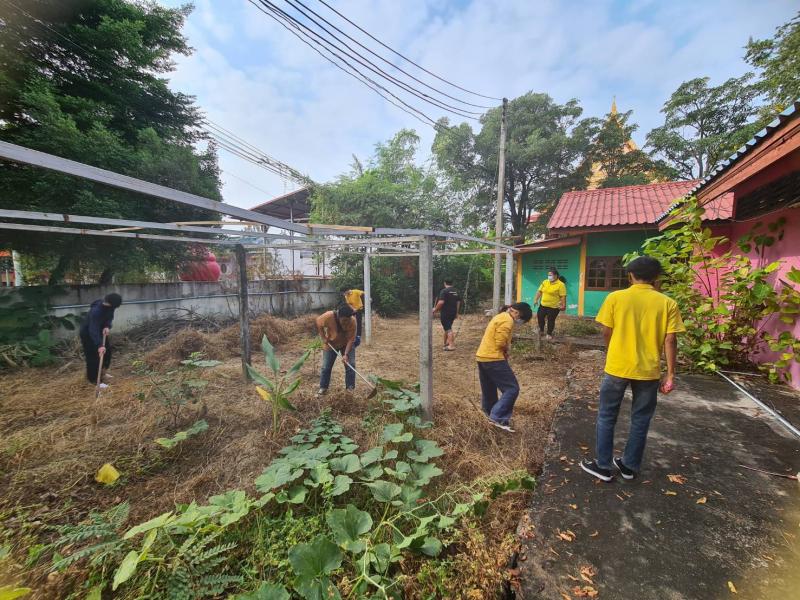2. กิจกรรม จิตอาสาบำเพ็ญประโยชน์ ห้องสมุดประชาชนอำเภอคลองขลุง 