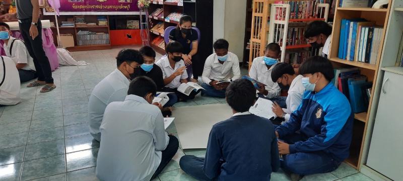 10. กิจกรรมพัฒนาคุณภาพผู้เรียนโครงการอบรมให้ความรู้สำหรับผู้เรียนในการป้องกันโรคติดต่อเชื้อไวรัสโคโรน่า 2019  (COVID–19)