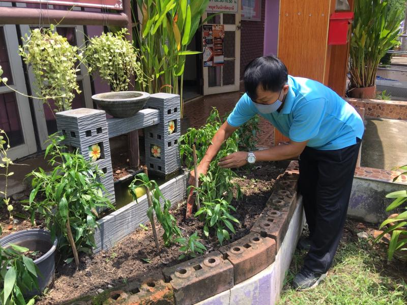 2. กศน.ขาณุฯ  ร่วมใจปลูกล้านเมล็ดพันธุ์สู้ภัยโควิด-19