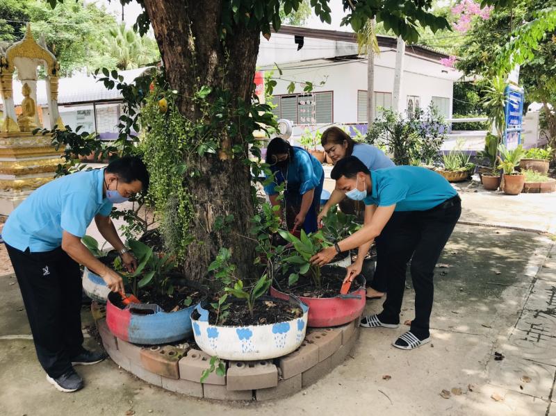 5. กศน.ขาณุฯ  ร่วมใจปลูกล้านเมล็ดพันธุ์สู้ภัยโควิด-19