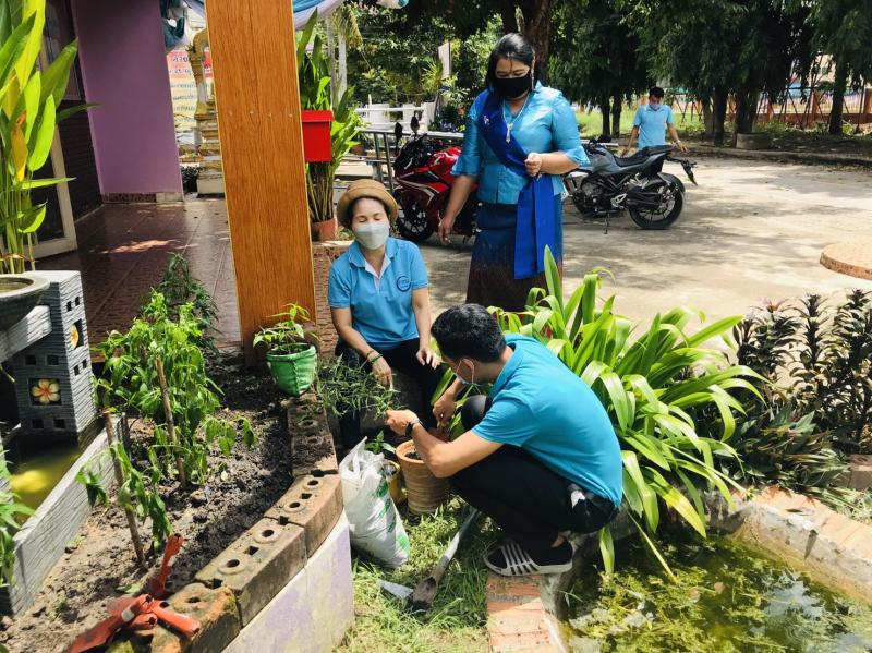 8. กศน.ขาณุฯ  ร่วมใจปลูกล้านเมล็ดพันธุ์สู้ภัยโควิด-19