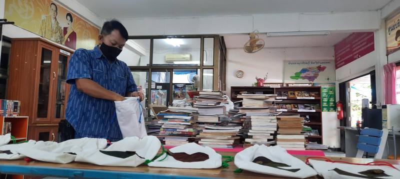 7. โครงการกระเป๋าเป้ครอบครัวอ่านสร้างสุขอยู่บ้านต้านโควิด 