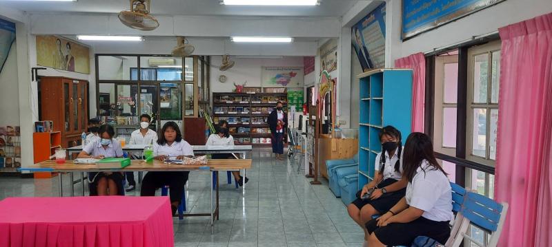 2. กิจกรรมส้่งเสริมการอ่านภายในห้องสมุดประชาชนอำเภอขาณุวรลักษบุรี