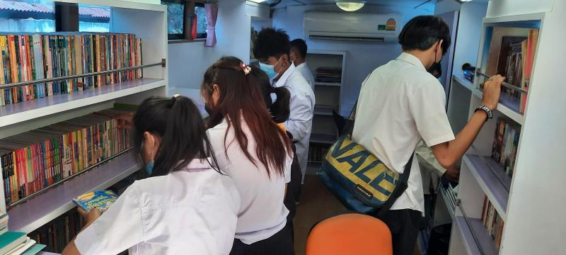 3. กิจกรรมรถโมบายเคลื่อนที่ กศน.อำเภอขาณุวรลักษบุรี