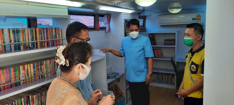 4. กิจกรรมรถโมบายเคลื่อนที่ กศน.อำเภอขาณุวรลักษบุรี