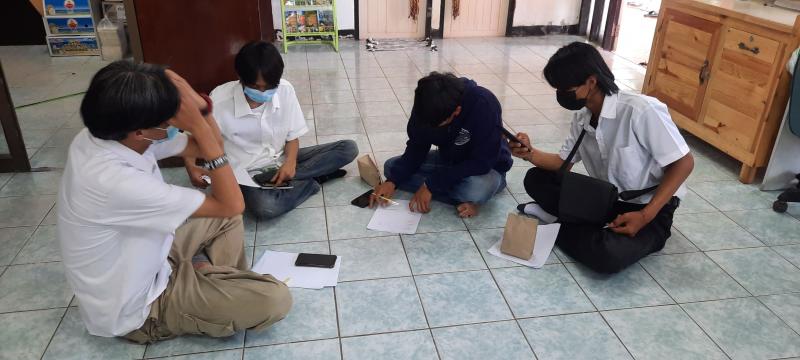 13. กิจกรรมส่งเสริมการอ่านด้านอัธยาศัย โครงงานสำหรับผู้เรียน กศน.อำเภอขาณุวรลักษบุรี  