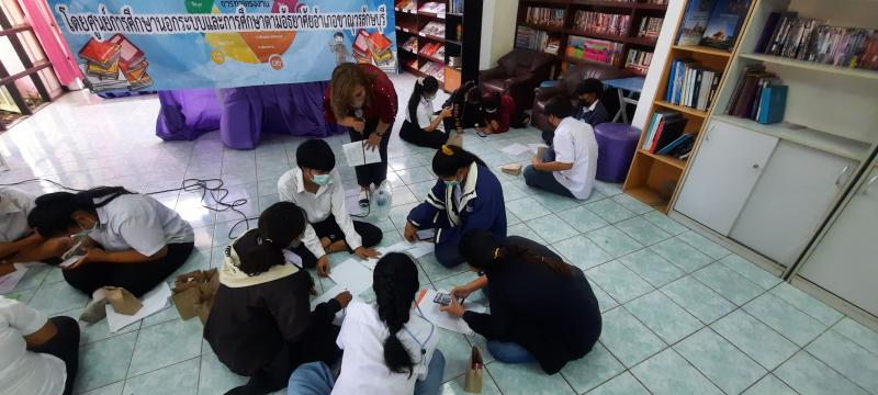 14. กิจกรรมส่งเสริมการอ่านด้านอัธยาศัย โครงงานสำหรับผู้เรียน กศน.อำเภอขาณุวรลักษบุรี  