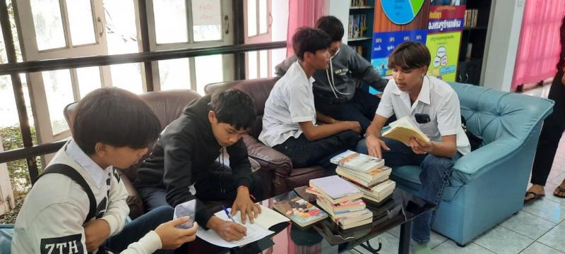 7. กิจกรรมค้นคว้าหนังสือนวนิยาย 