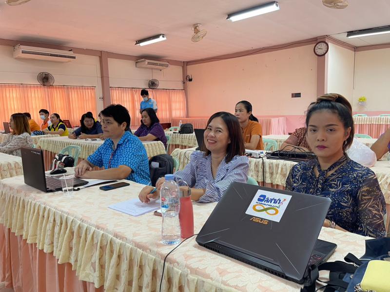 6. โครงการพัฒนาบุคลากรการจัดการศึกษาตามอัธยาศัยและการพัฒนาระบบเว็บเชื่อมโยงแหล่งการเรียนรู้ 