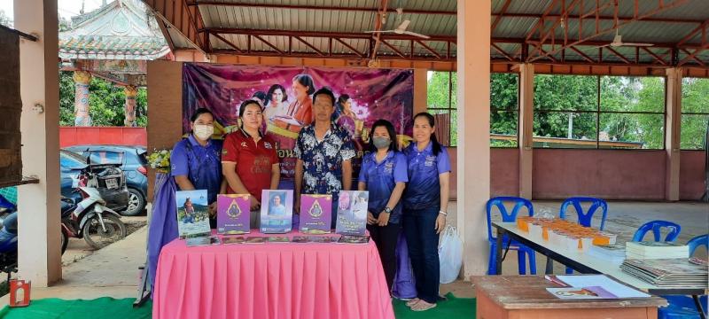 4. ห้องสมุดเคลื่อนที่สำหรับชาวตลาด (ตลาดนัดโค้งไผ่)