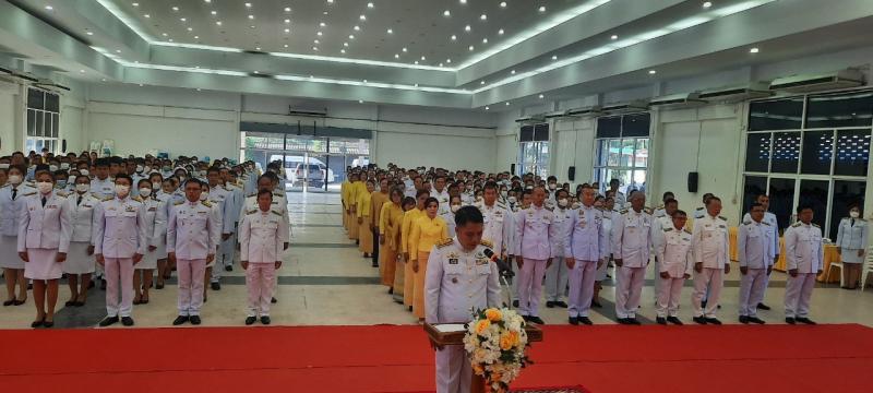 2. สกร.อำเภอขาณุวรลักษบุรี  ร่วมกิจกรรมพฺิธีเจริญพระพุทธมนต์และทำบุญตักบาตร ถวายพระราชกุศล