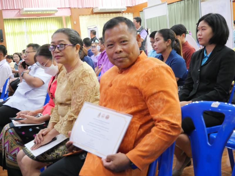 6. เข้ารับมอบเกียรติบัตรประกาศยกย่อง ชุมชน องค์กร และอำเภอคุณธรรม จังหวัดกำแพงเพชร ประจำปีงบประมาณ 2567