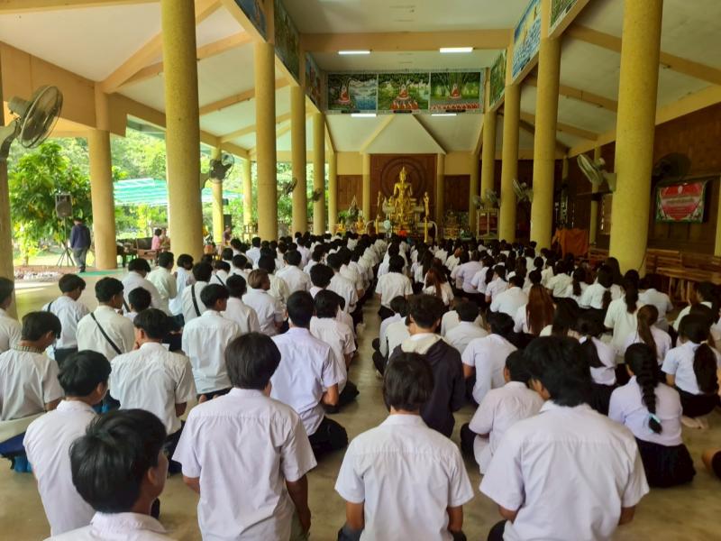 5.  จัดโครงการเสริมสร้างคุณธรรม จริยธรรม บูชาครูสู่การเรียนรู้ตลอดชีวิต (กิจกรรมพัฒนาผู้เรียน)  ประจำภาคเรียนที่ 1 ปีการศึกษา 2568