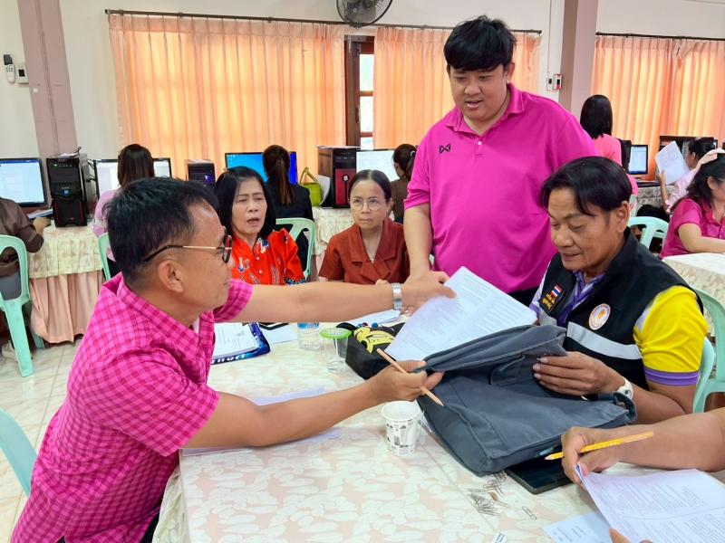 4. โครงการประชุมเชิงปฏิบัติการบรรณาธิการต้นฉบับแบบทดสอบวัดผลสัมฤทธิ์ปลายภาคเรียน รายวิชาเลือกเสรีหลักสูตรการศึกษานอกระบบระดับการศึกษาขั้นพื้นฐาน 