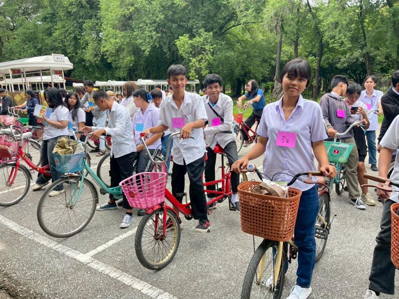 10. โครงการพัฒนาผุ้เรียนเพื่อการเรียนรู้ประวัติศาสตร์ชาติไทยและบุญคุณของพระมหากษัตริย์ไทย 