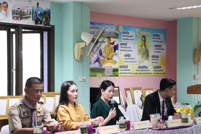 3.  เข้าร่วมการประเมินสถานศึกษาพอเพียงเป็นศูนย์การเรียนรู้ตามหลักปรัชญาของเศรษฐกิจพอเพียงด้านการศึกษาของ สกร.ระดับอำเภอบึงสามัคคี  