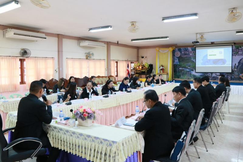 2. เข้าร่วมประชุมประจำเดือนผู้บริหารการศึกษา ผู้บริหารสถานศึกษา ข้าราชการครูและบุคลากรทางการศึกษา  พนักงานราชการและบุคลากรในสังกัด ครั้งที่ 9/2568