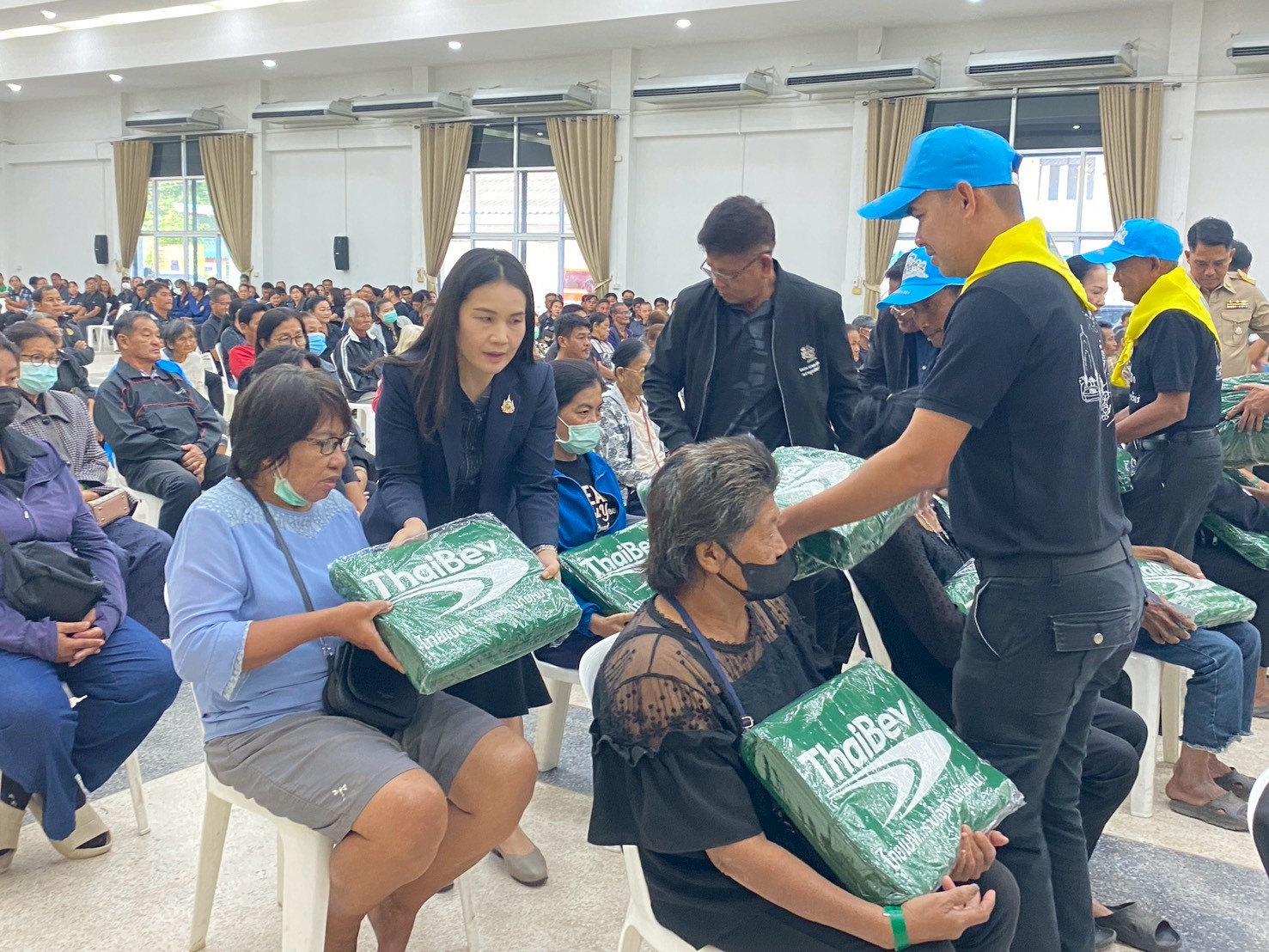 พิธีมอบผ้าห่มกันหนาวภายใต้โครงการ “ไทยเบฟ...รวมใจต้านภัยหนาว” ปีที่ 26