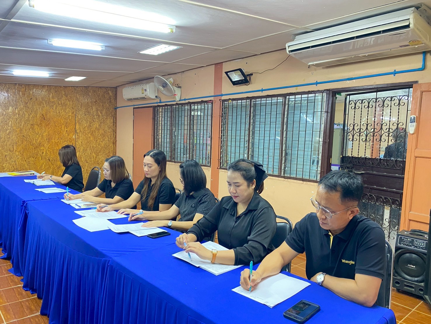 ประชุมประจำเดือน ครู บุคลากร ศูนย์ส่งเสริมการเรียนรู้ระดับอำเภอขาณุวรลักษบุรี ประจำเดือนพฤศจิกายน ประจำปี 2568 ครั้งที่ 11/2568 