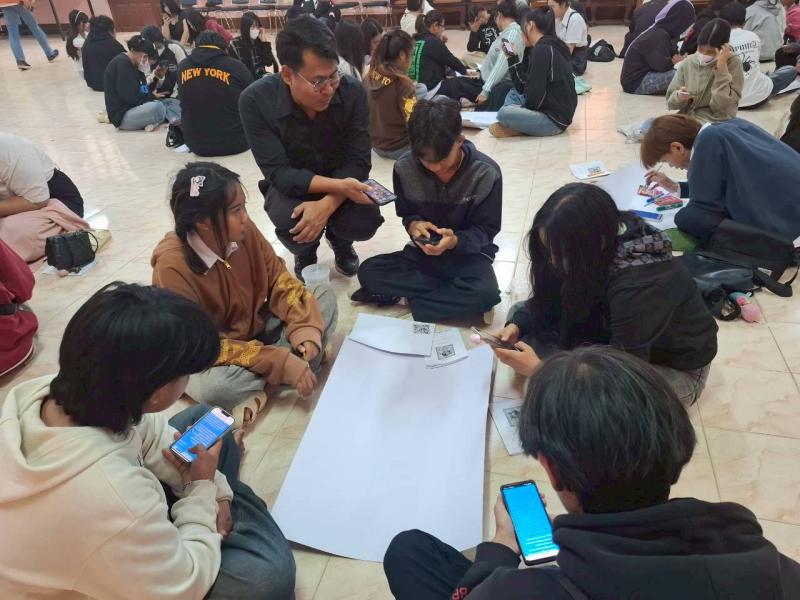 14.  เข้าร่วมโครงการเรียนรู้ตามรอยพระยุคลบาท เฟส 2