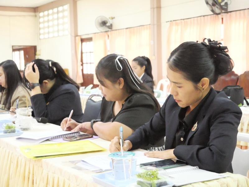 8. เข้าร่วมประชุมประจำเดือนผู้บริหารการศึกษา ผู้บริหารสถานศึกษา ข้าราชการครูและบุคลากรทางการศึกษา พนักงานราชการและบุคลากรในสังกัด ครั้งที่ 12/2568 