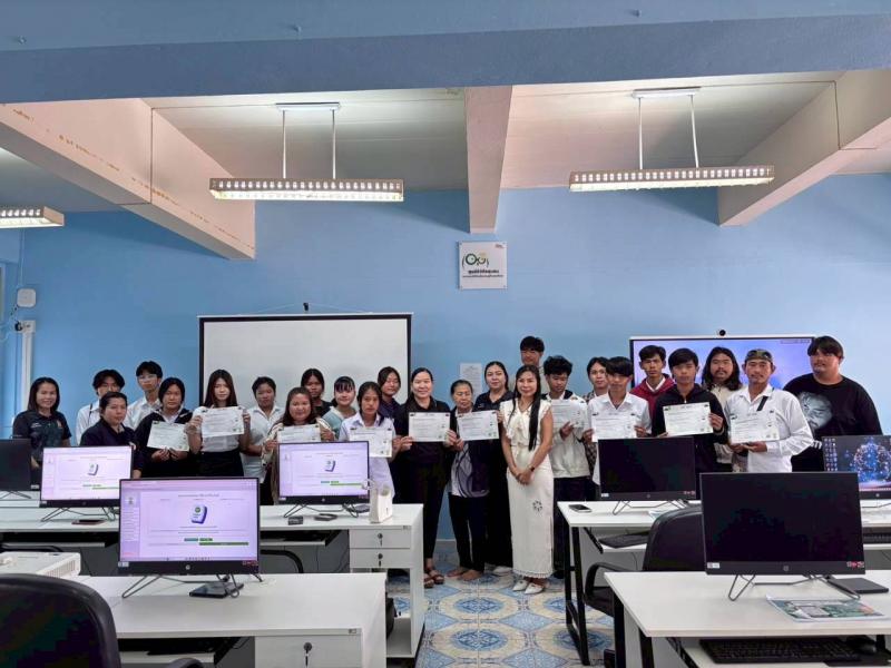 6. เข้าร่วมโครงการส่งเสริมและพัฒนาทักษะความรู้เพื่อขับเคลื่อนและยกระดับกำลังคนดิจิทัลประจำอำเภอ