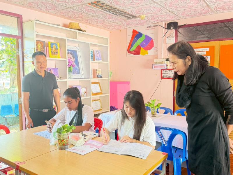 2. ดำเนินการนิเทศการจัดกิจกรรม  การเรียนการสอน (การพบกลุ่ม) หลักสูตรการศึกษานอกระบบระดับการศึกษาขั้นพื้นฐาน พุทธศักราช  2551 