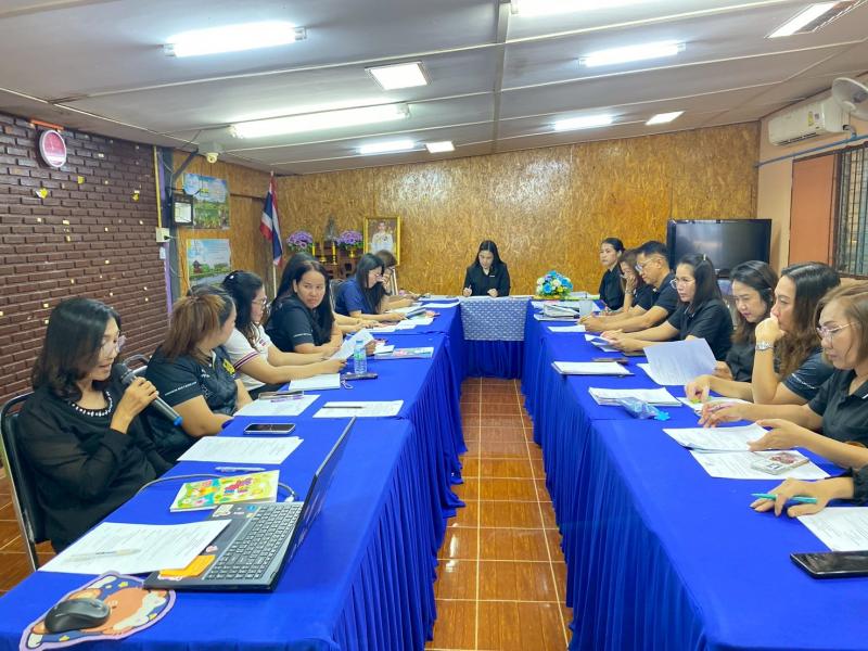 10. ประชุมประจำเดือน ครู บุคลากร ศูนย์ส่งเสริมการเรียนรู้ระดับอำเภอขาณุวรลักษบุรี ประจำเดือนมกราคม ครั้งที่ 1/2569