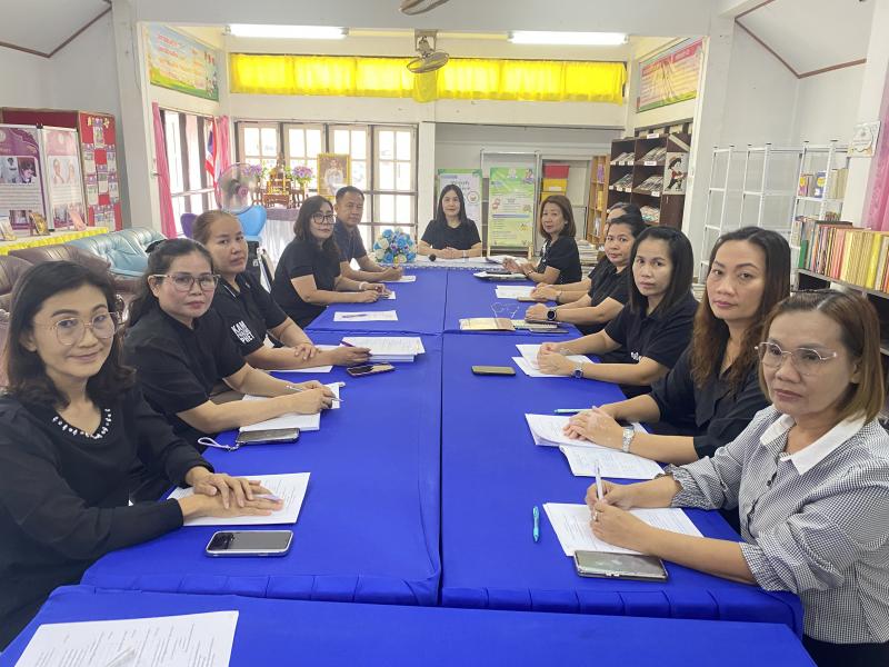 7. ประชุมประจำเดือน ครู บุคลากร ศูนย์ส่งเสริมการเรียนรู้ระดับอำเภอขาณุวรลักษบุรี ประจำเดือนกุมภาพันธ์ ครั้งที่ 2/2569 