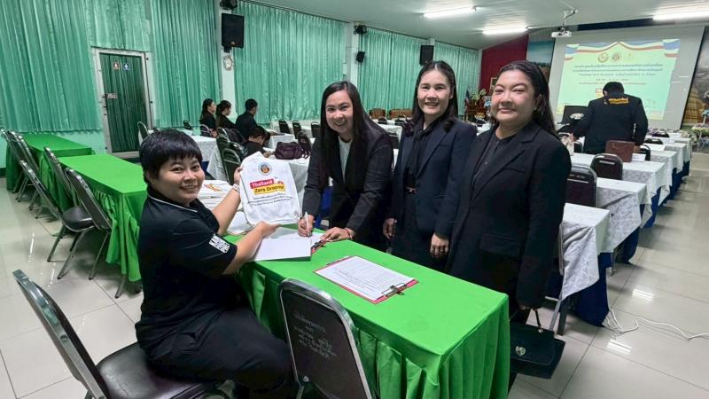 8. เข้าร่วมการประชุมเชิงปฏิบัติการระบบสารสนเทศในการขับเคลื่อน การแก้ปัญหาเด็กและเยาวชนนอกระบบการศึกษาให้กลายเป็นศูนย์ “Thailand Zero Dropout” ระดับตำบลนำร่อง 11 อำเภอ