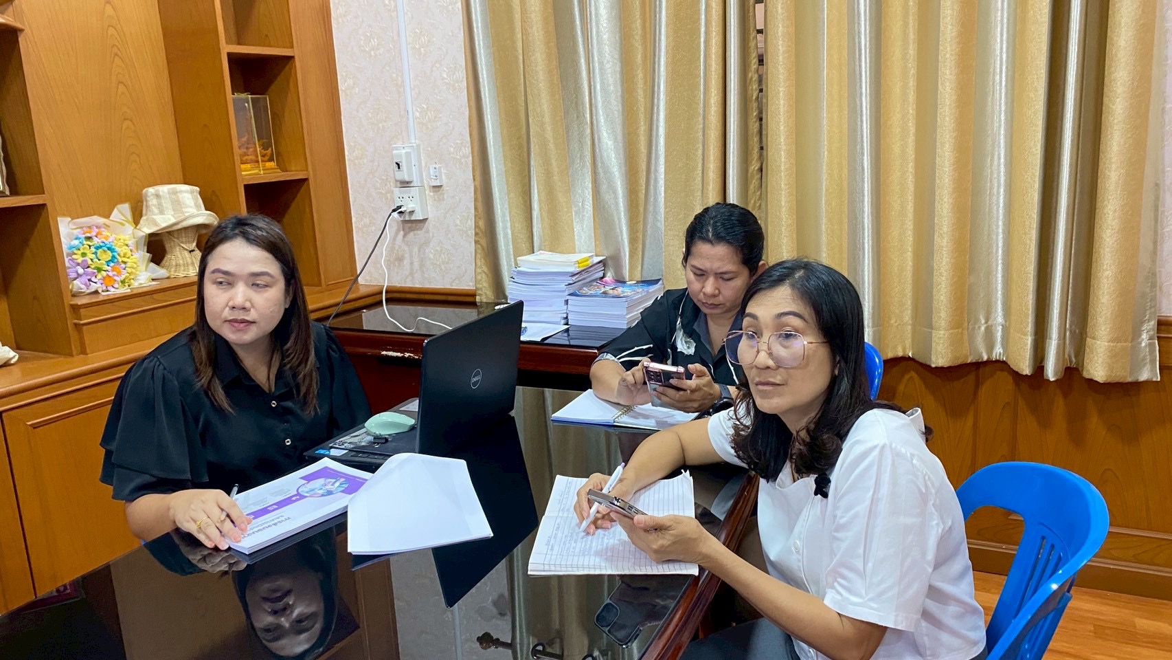  เข้าร่วมอบรมการใช้งานแพลตฟอร์มสนับสนุนการบริหารจัดการศึกษาด้านงานสารบรรณ และระบบบุคลากรต่างๆ ผ่านระบบออนไลน์