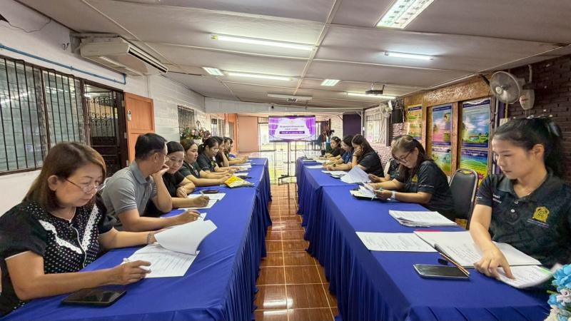 8.  ประชุมประจำเดือน ครู บุคลากร ศูนย์ส่งเสริม การเรียนรู้ระดับอำเภอขาณุวรลักษบุรี ประจำเดือนเมษายน ครั้งที่ 4/2569