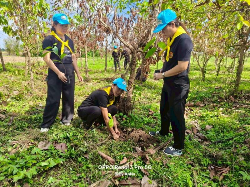 10. เข้าร่วมโครงการปลูกต้นไม้เพื่อเพิ่มพื้นที่สีเขียวแบบมีส่วนร่วม  และโครงการบริหารจัดการขยะชุมชน (Big cleaning day) ประจำปีงบประมาณ 2569