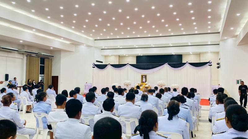 9. เข้าร่วมพิธีถวายน้ำสรงพระศพ เบื้องหน้าพระรูป สมเด็จพระเจ้าลูกเธอ เจ้าฟ้าพัชรกิติยาภา นเรนทิราเทพยวดี กรมหลวงราชสาริณีสิริพัชรมหาวัชรราชธิดา
