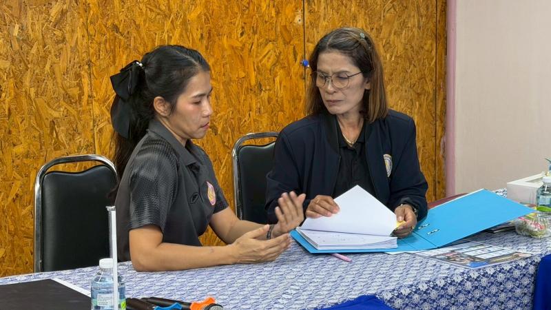 11. รับการนิเทศจากสำนักงานส่งเสริมการเรียนรู้ประจำจังหวัดกำแพงเพชร เพื่อนิเทศ ติดตามการดำเนินงานตามนโยบาย และจุดเน้นของกรมส่งเสริมการเรียนรู้