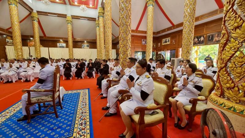 8.  เข้าร่วมพิธีบำเพ็ญกุศล ทำบุญตักบาตรข้าวสารอาหารแห้ง ในวาระครบ 15 วัน (ปัณรสมวาร) 