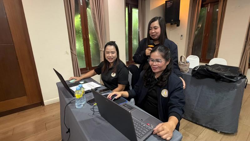 7. เข้ารับการพัฒนาตามโครงการอบรมเชิงปฏิบัติการเทคนิคการใช้ AI เพื่อพัฒนานวัตกรรมการเรียนรู้ และการจัดทำ Best Practice สำหรับครูยุคดิจิทัล