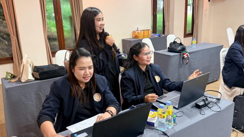 14. เข้ารับการพัฒนาตามโครงการอบรมเชิงปฏิบัติการเทคนิคการใช้ AI เพื่อพัฒนานวัตกรรมการเรียนรู้ และการจัดทำ Best Practice สำหรับครูยุคดิจิทัล