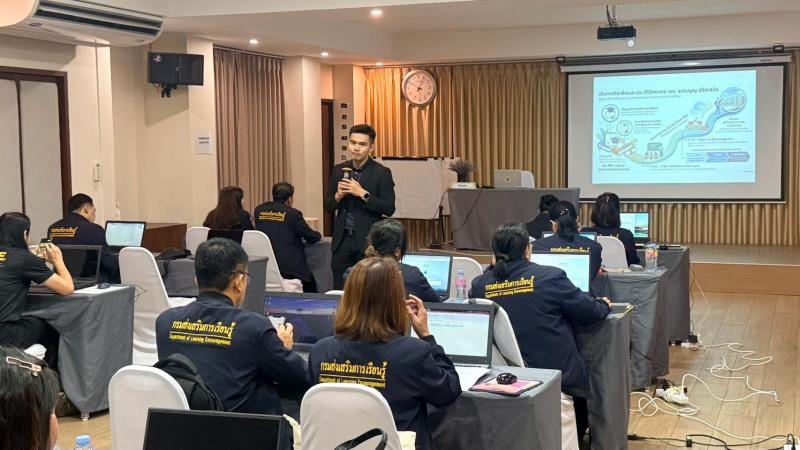 20. เข้ารับการพัฒนาตามโครงการอบรมเชิงปฏิบัติการเทคนิคการใช้ AI เพื่อพัฒนานวัตกรรมการเรียนรู้ และการจัดทำ Best Practice สำหรับครูยุคดิจิทัล
