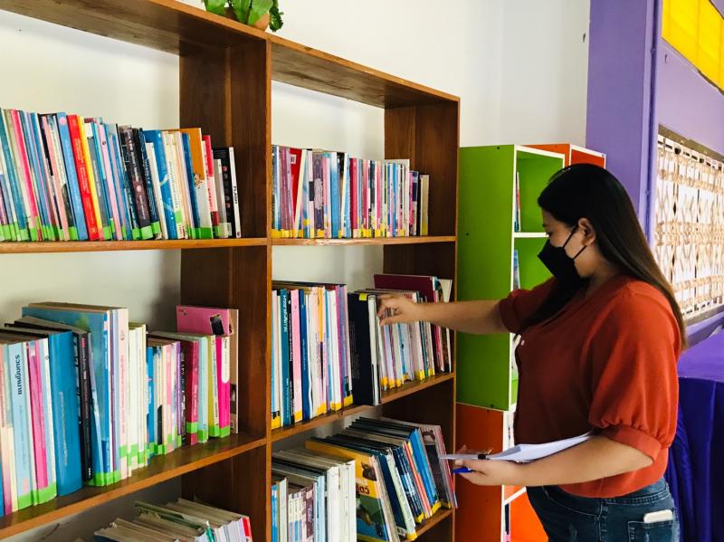 4. รักการอ่าน 4. รักการอ่าน