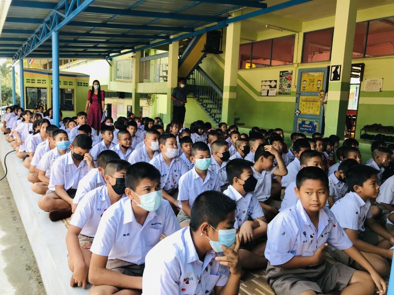 2. รถโมบายเคลื่อนที่โรงเรียนบ้านไพรสวรรค์ 2. รถโมบายเคลื่อนที่โรงเรียนบ้านไพรสวรรค์