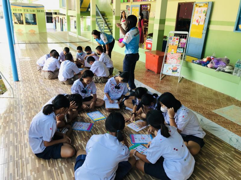 13. รถโมบายเคลื่อนที่โรงเรียนบ้านไพรสวรรค์ 13. รถโมบายเคลื่อนที่โรงเรียนบ้านไพรสวรรค์